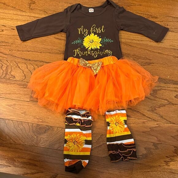 My first Thanksgiving Size 90 (6-9 Months) onesie, tutu and legwarmers - Picture 1 of 9